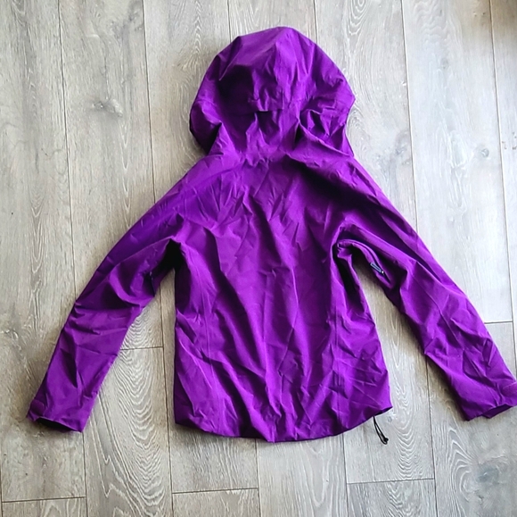 Helly Hanson Jacket - Picture 2 of 5